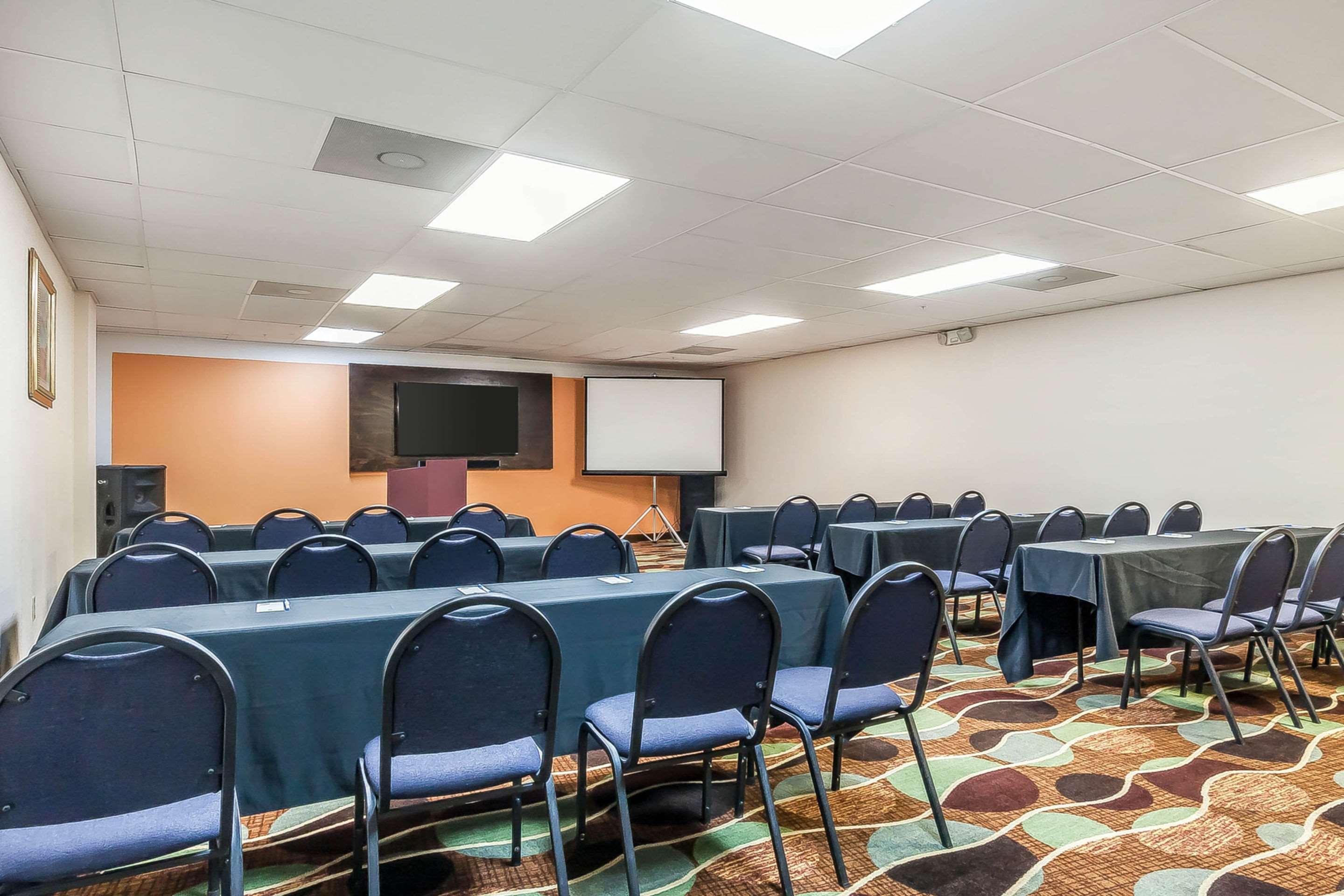 Comfort Inn St Petersburg North Экстерьер фото