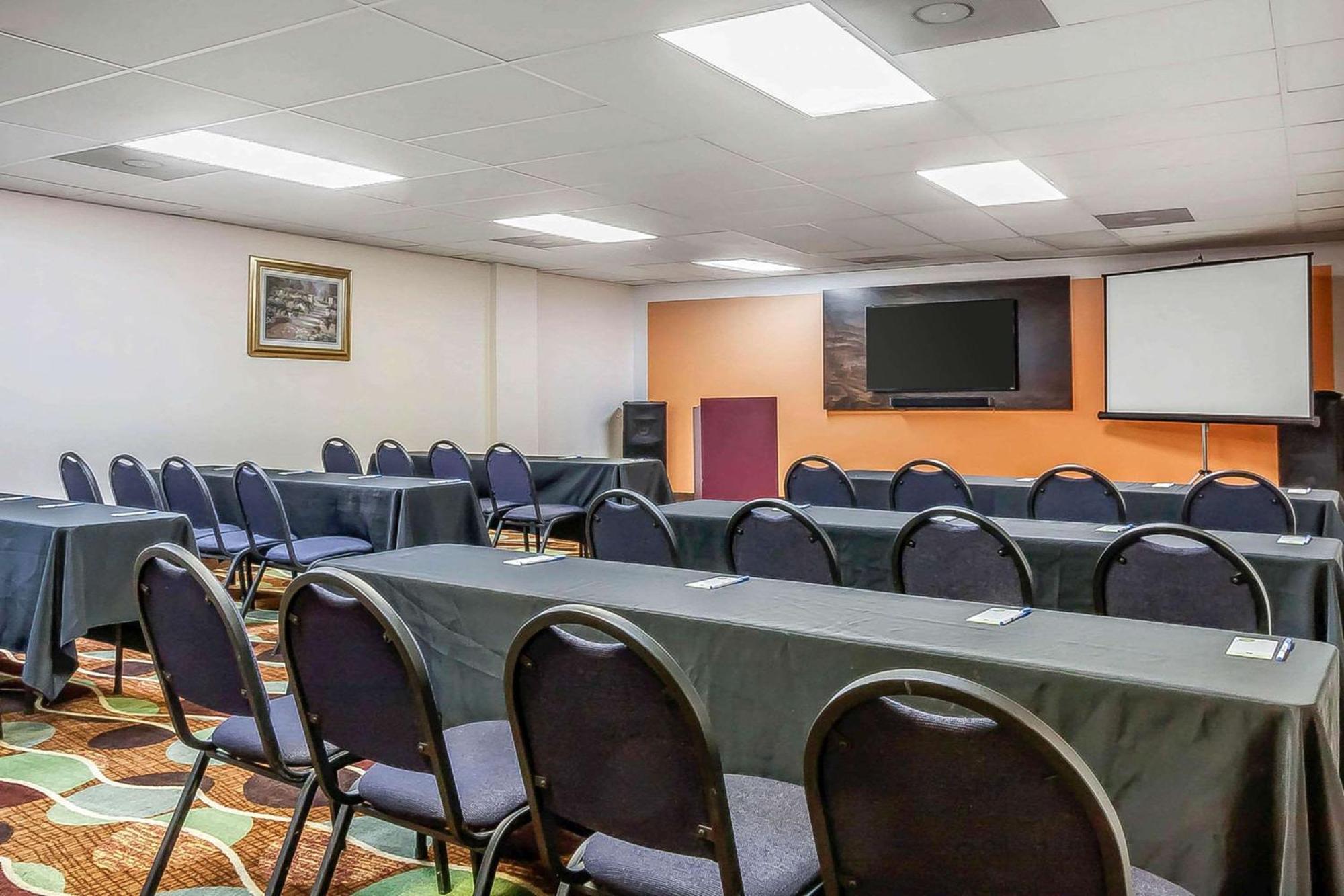 Comfort Inn St Petersburg North Экстерьер фото