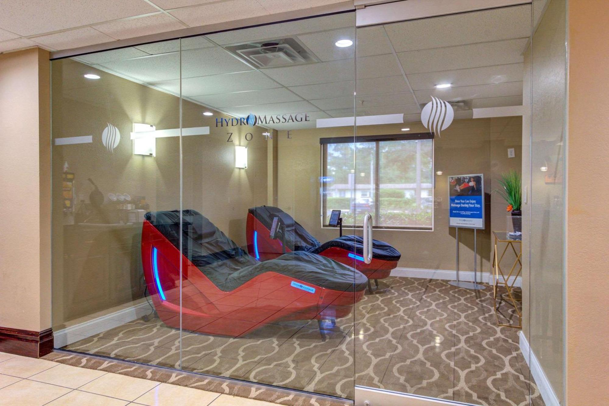 Comfort Inn St Petersburg North Экстерьер фото